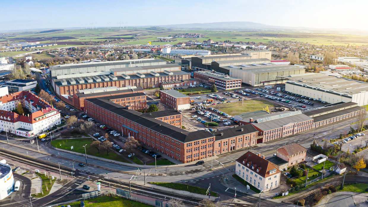 The plant in Erfurt was built at the end of the 19th century, initially producing blanking presses and shears. © Schuler